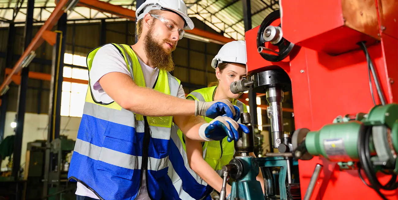 Best Practices for Teaching New Employees Tool Safety