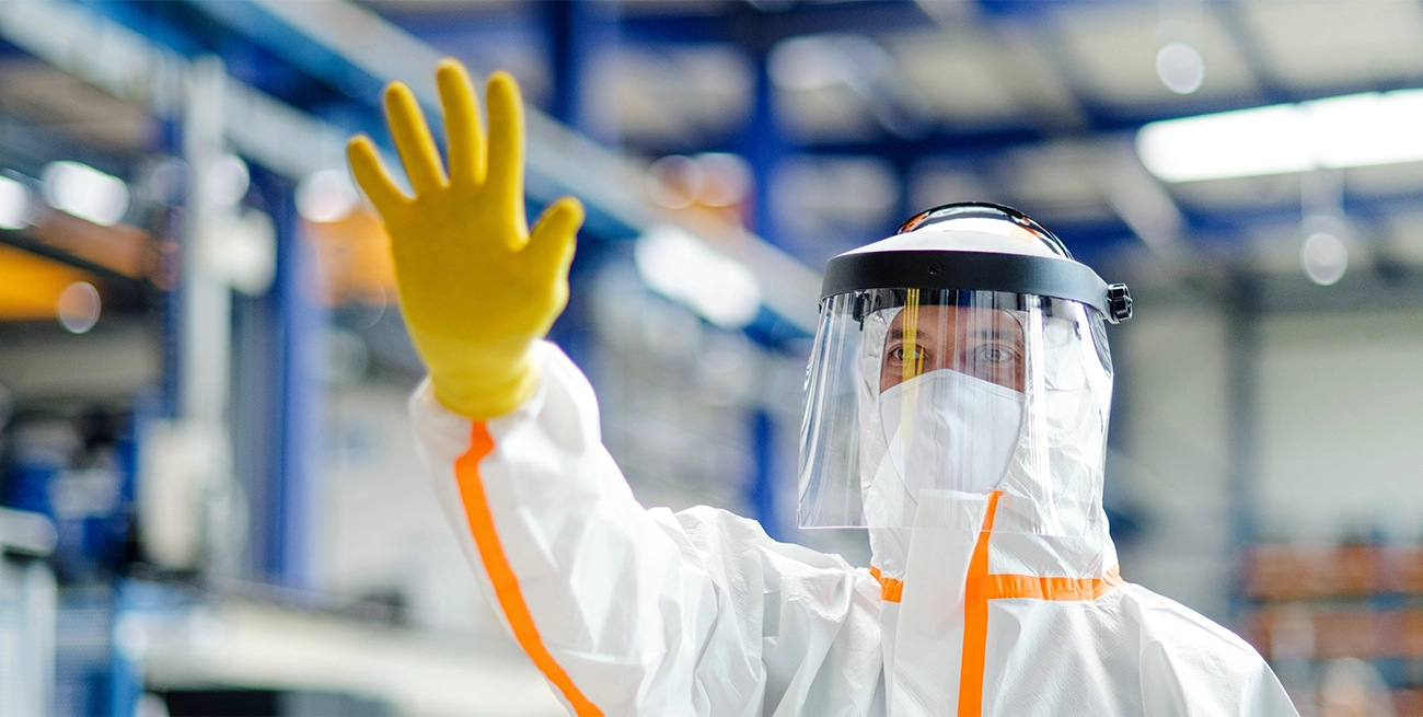 Chemical Safety: Selecting the Best Gloves and Aprons for Hazardous Tasks