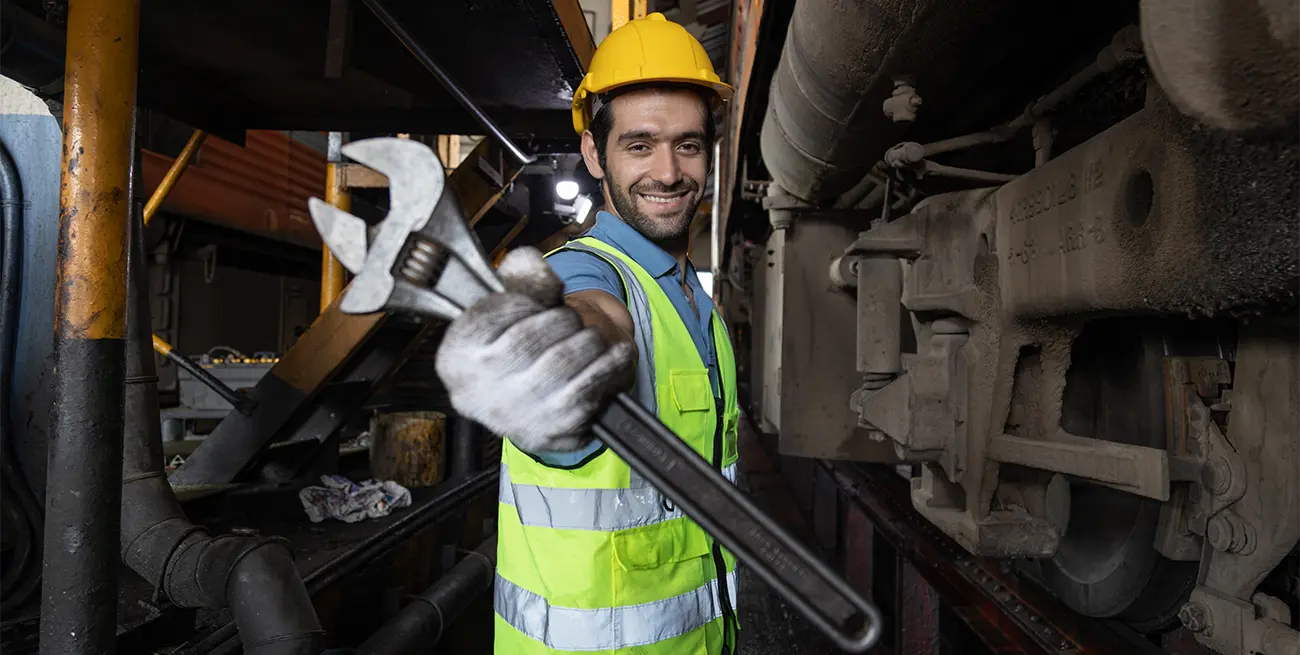 Hands-On Training Techniques for Mastering Tool Handling