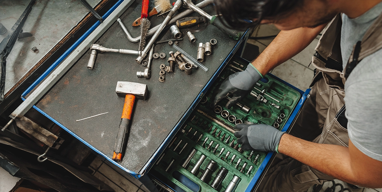 The Impact of Worksite Conditions on Tool Maintenance Needs